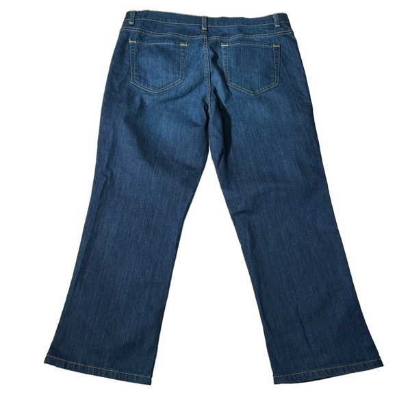 New York & Company The Crop Flare Leg Jean Low Rise Stretch Women's Size 12 - Picture 5 of 12